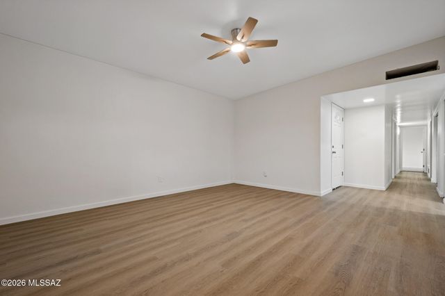6430 N Lena Place, Tucson, AZ 85741