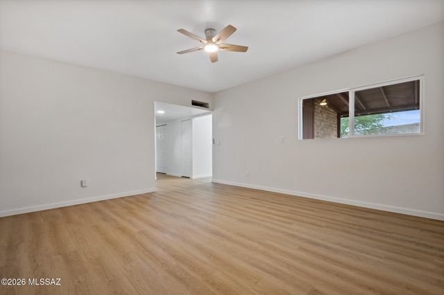 6430 N Lena Place, Tucson, AZ 85741