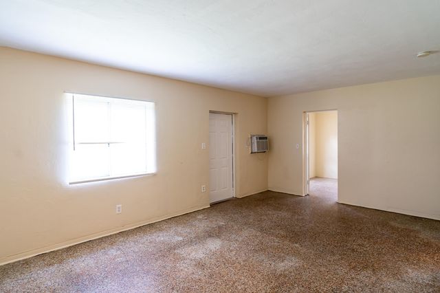 533 NE 2nd Avenue, Fort Lauderdale, FL 33304