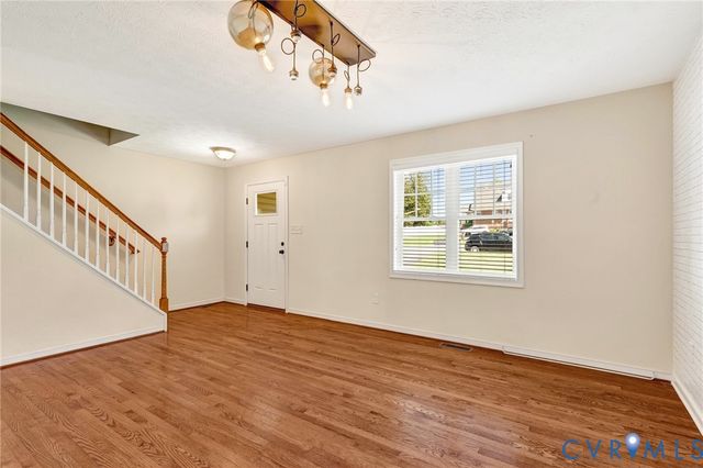 1013 Sycamore Crest Dr, Henrico, VA 23231