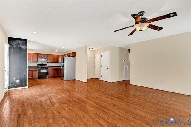 1013 Sycamore Crest Dr, Henrico, VA 23231
