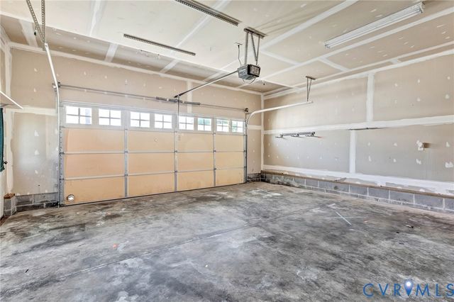 1013 Sycamore Crest Dr, Henrico, VA 23231