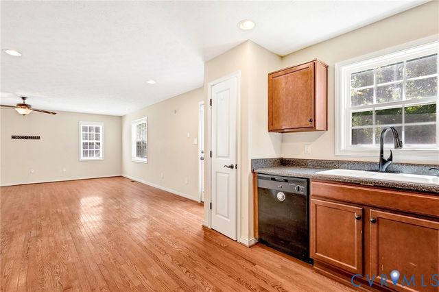 1013 Sycamore Crest Dr, Henrico, VA 23231