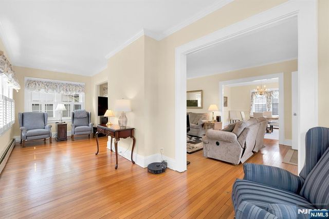 106 Maple Street, Rutherford, NJ 07070