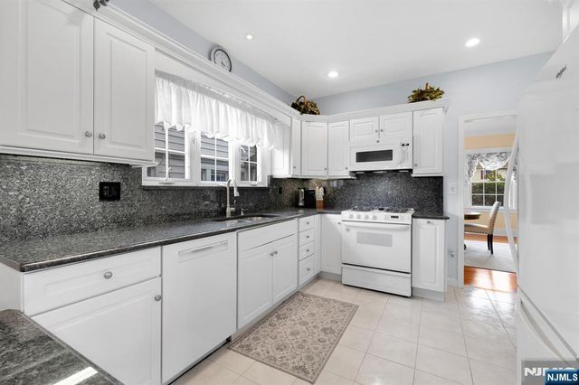 106 Maple Street, Rutherford, NJ 07070