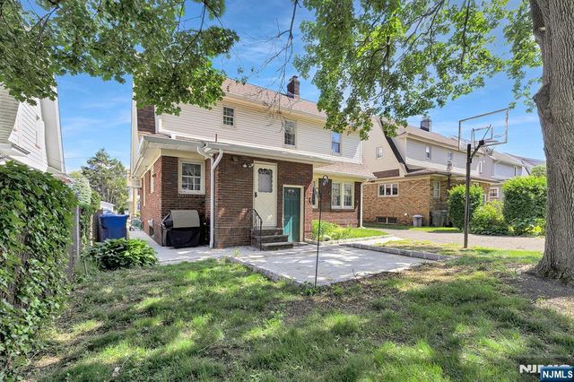 106 Maple Street, Rutherford, NJ 07070