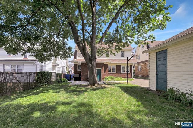 106 Maple Street, Rutherford, NJ 07070