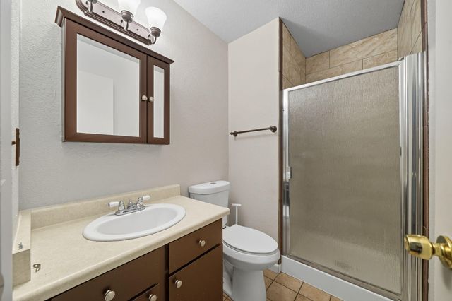 1329 Median Avenue, Shasta Lake, CA 96019