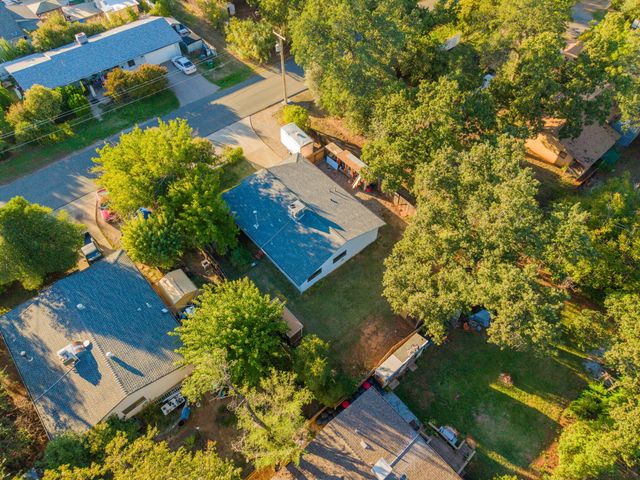 1329 Median Avenue, Shasta Lake, CA 96019