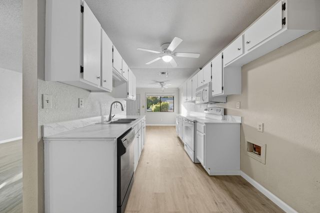 1329 Median Avenue, Shasta Lake, CA 96019