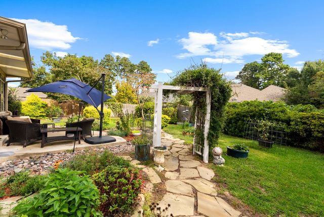 4004 Lazy Creek Drive, Tyler, TX 75707