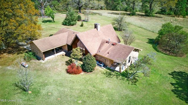 1273 Hilt Fornea Road, Poplarville, MS 39470
