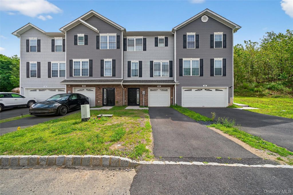 505 Iron Forge Lane, New Windsor, NY 12553 — photo 2
