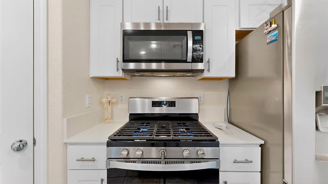 12011 Reid Ct, Waterford, CA 95386