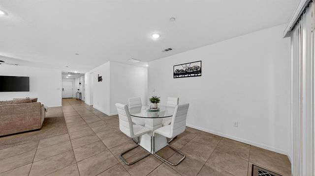 12011 Reid Ct, Waterford, CA 95386