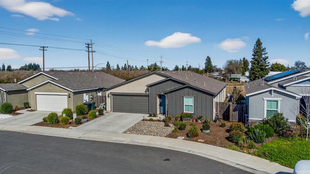 12011 Reid Ct, Waterford, CA 95386