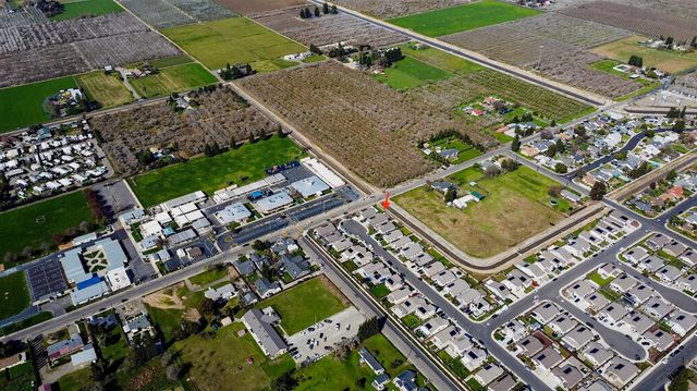 12011 Reid Ct, Waterford, CA 95386