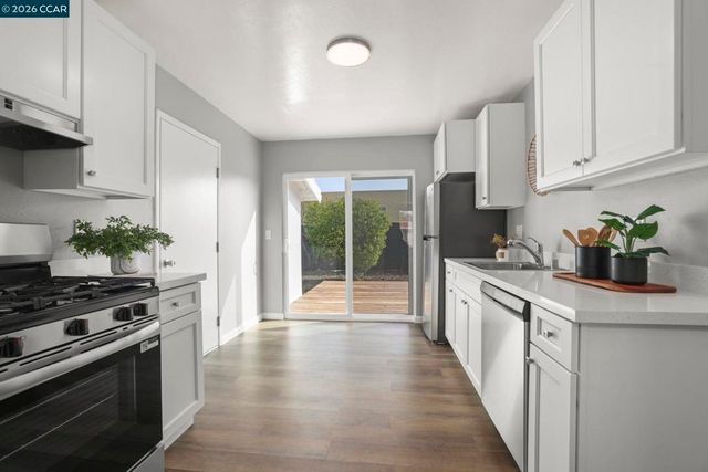 223 223 Diane Ave, Pittsburg, CA 94565