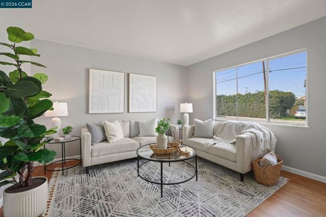 223 223 Diane Ave, Pittsburg, CA 94565