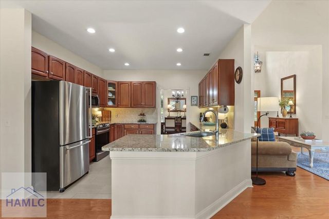 203 Cypress Lakes Drive, Bloomingdale, GA 31302