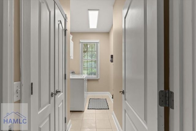 203 Cypress Lakes Drive, Bloomingdale, GA 31302