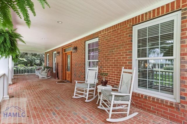 203 Cypress Lakes Drive, Bloomingdale, GA 31302