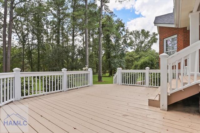 203 Cypress Lakes Drive, Bloomingdale, GA 31302