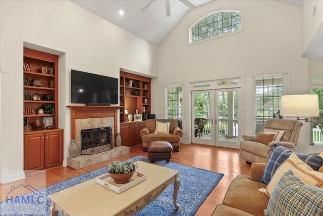 203 Cypress Lakes Drive, Bloomingdale, GA 31302