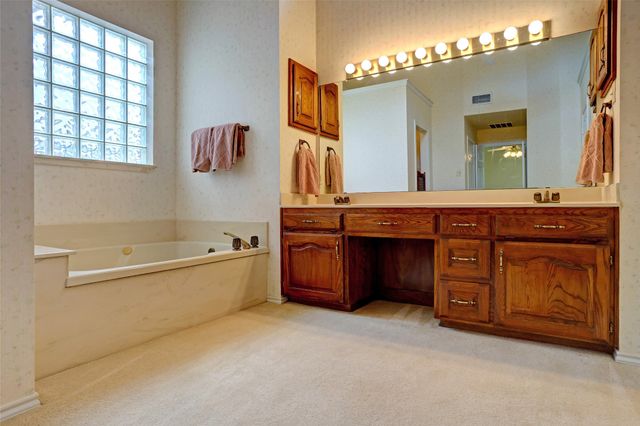 19 Las Brisas Circle, Wylie, TX 75098