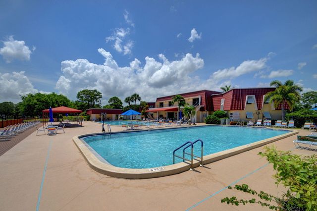 782 Nantucket Circle, Lake Worth, FL 33467