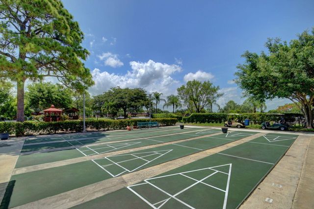 782 Nantucket Circle, Lake Worth, FL 33467