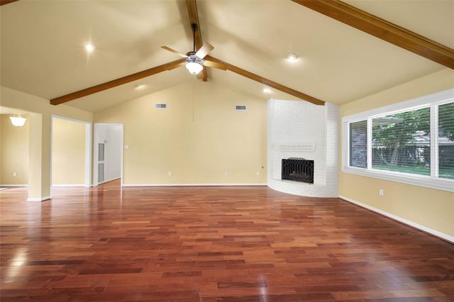 4914 Alba Road, Houston, TX 77018