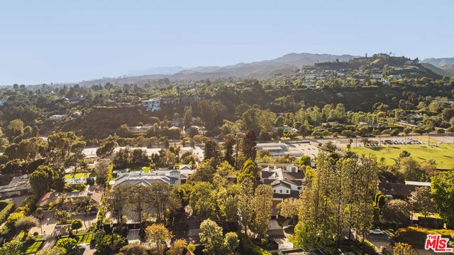 121 S Rockingham Avenue, Los Angeles, CA 90049
