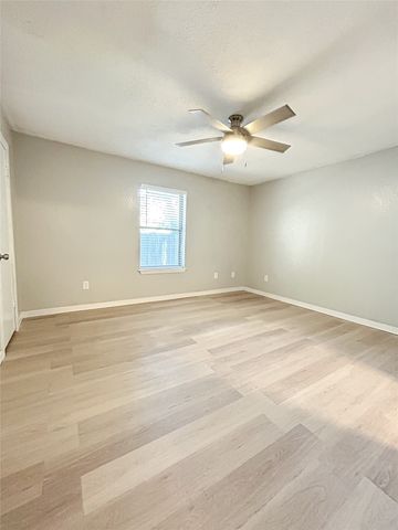 7503 April Lane, North Richland Hills, TX 76182