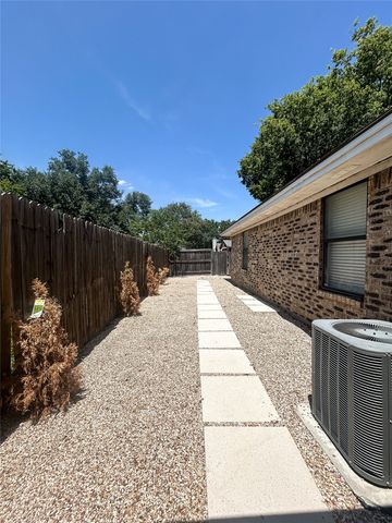 7503 April Lane, North Richland Hills, TX 76182