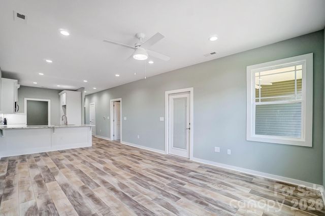 1529 28th Street Place SE, Hickory, NC 28602