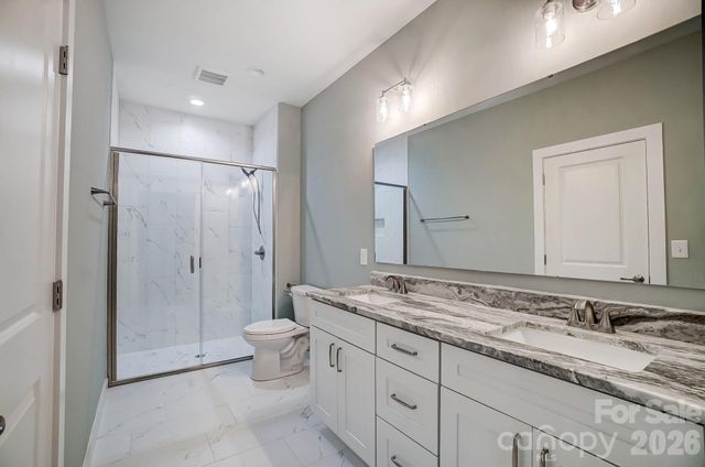 1529 28th Street Place SE, Hickory, NC 28602