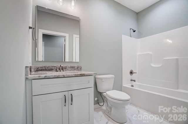 1529 28th Street Place SE, Hickory, NC 28602