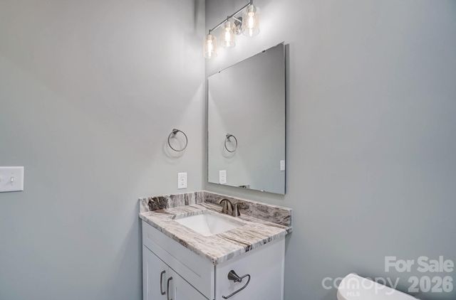 1529 28th Street Place SE, Hickory, NC 28602