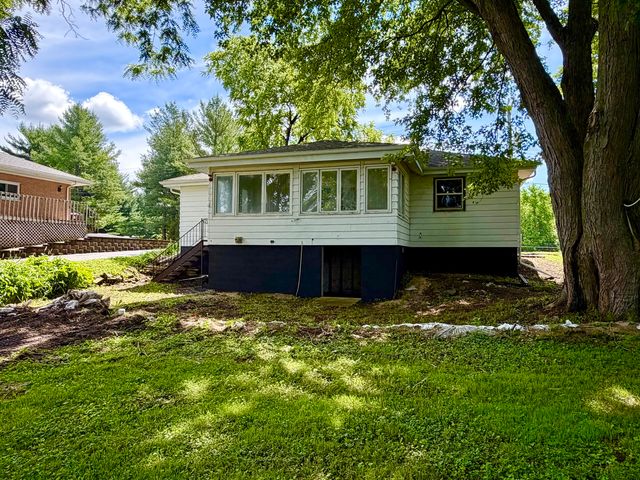 10910 Ventura Boulevard, Machesney Park, IL 61115