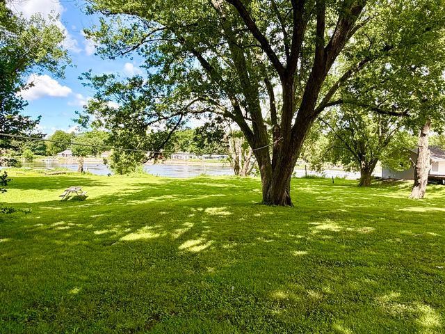 10910 Ventura Boulevard, Machesney Park, IL 61115