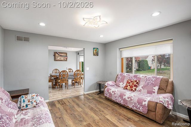 53345 Abraham Drive, Macomb Township, MI 48042