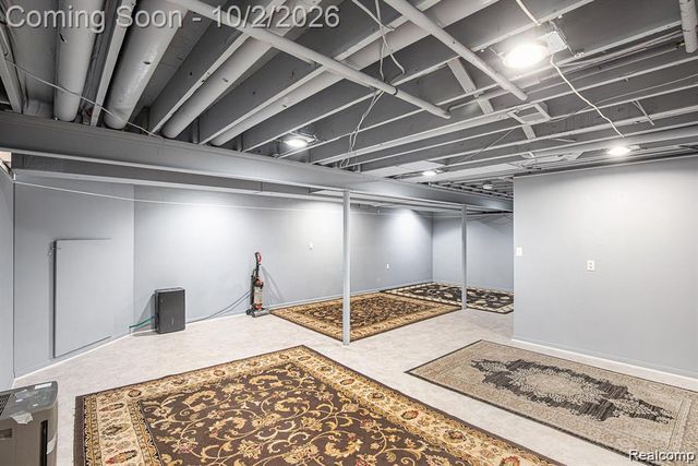 53345 Abraham Drive, Macomb Township, MI 48042