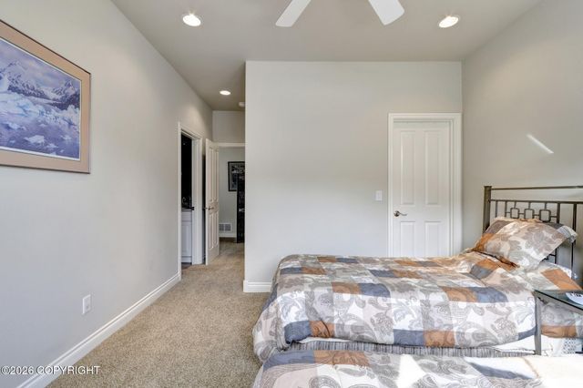 6236 Prominence Pointe Drive, Anchorage, AK 99516