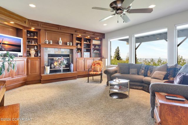 6236 Prominence Pointe Drive, Anchorage, AK 99516