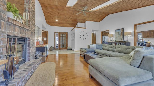 4021 Greenwood COURT, Sheboygan, WI 53081