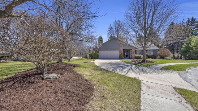 4021 Greenwood COURT, Sheboygan, WI 53081