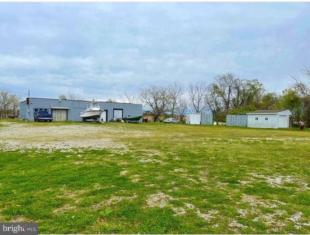 47 E MILL ST, Pedricktown, NJ 08067