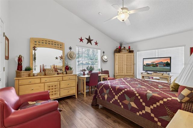 23440 OAK LANE, Sorrento, FL 32776