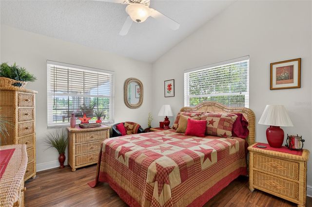 23440 OAK LANE, Sorrento, FL 32776